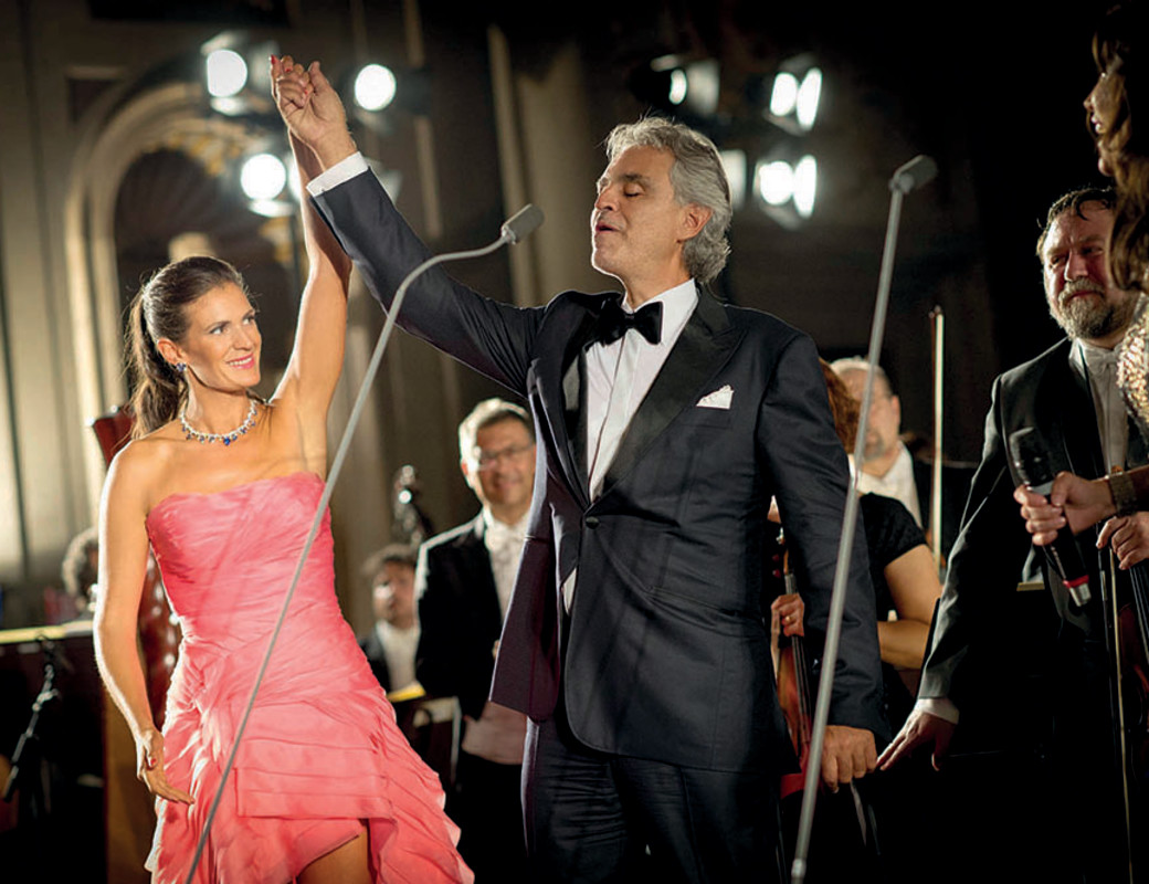 andrea bocelli con la moglie veronica, durante la Celebrity Fight Night in Italy