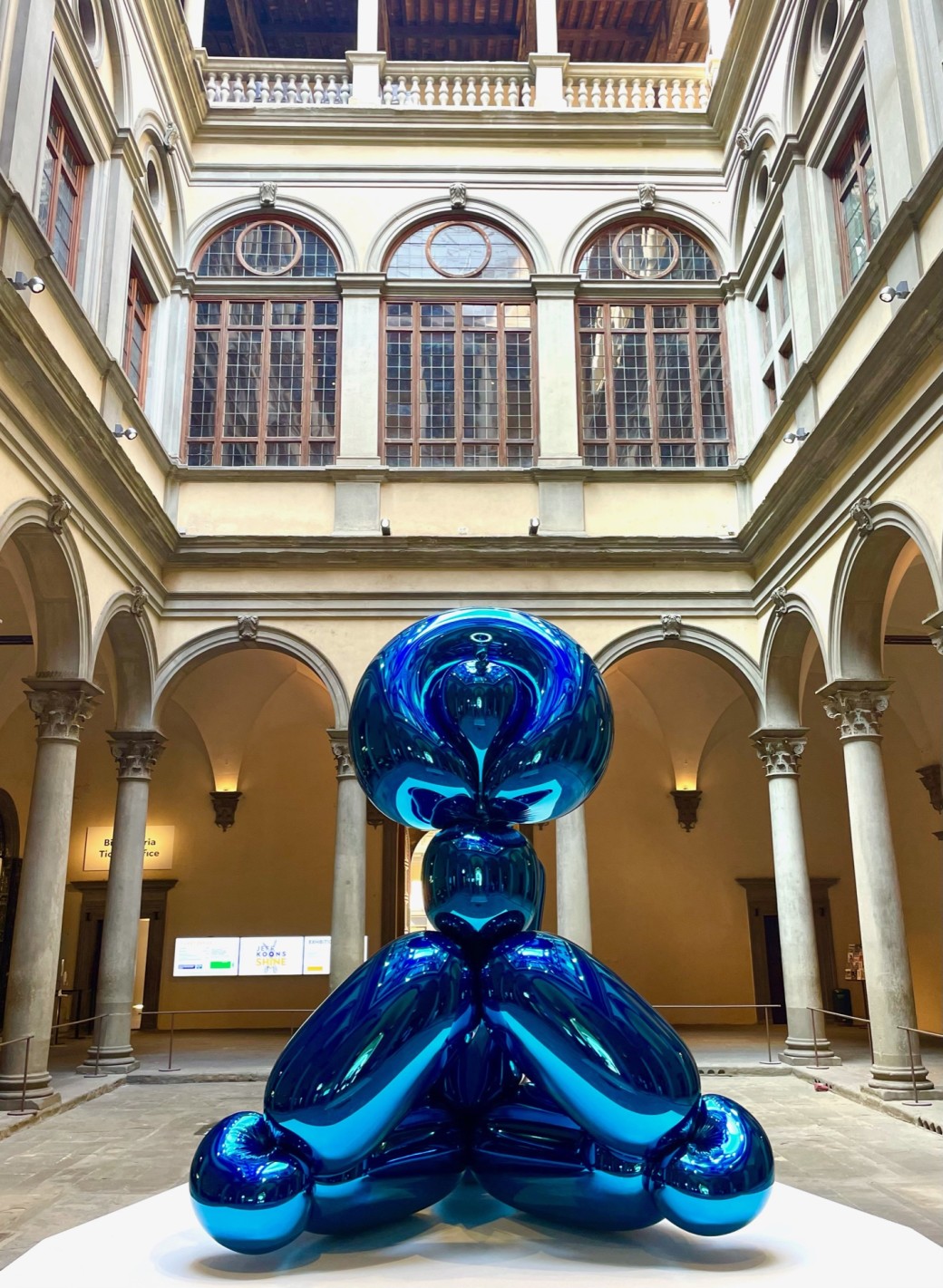 Shine On: Jeff Koons in Bilbao, Arts & Culture