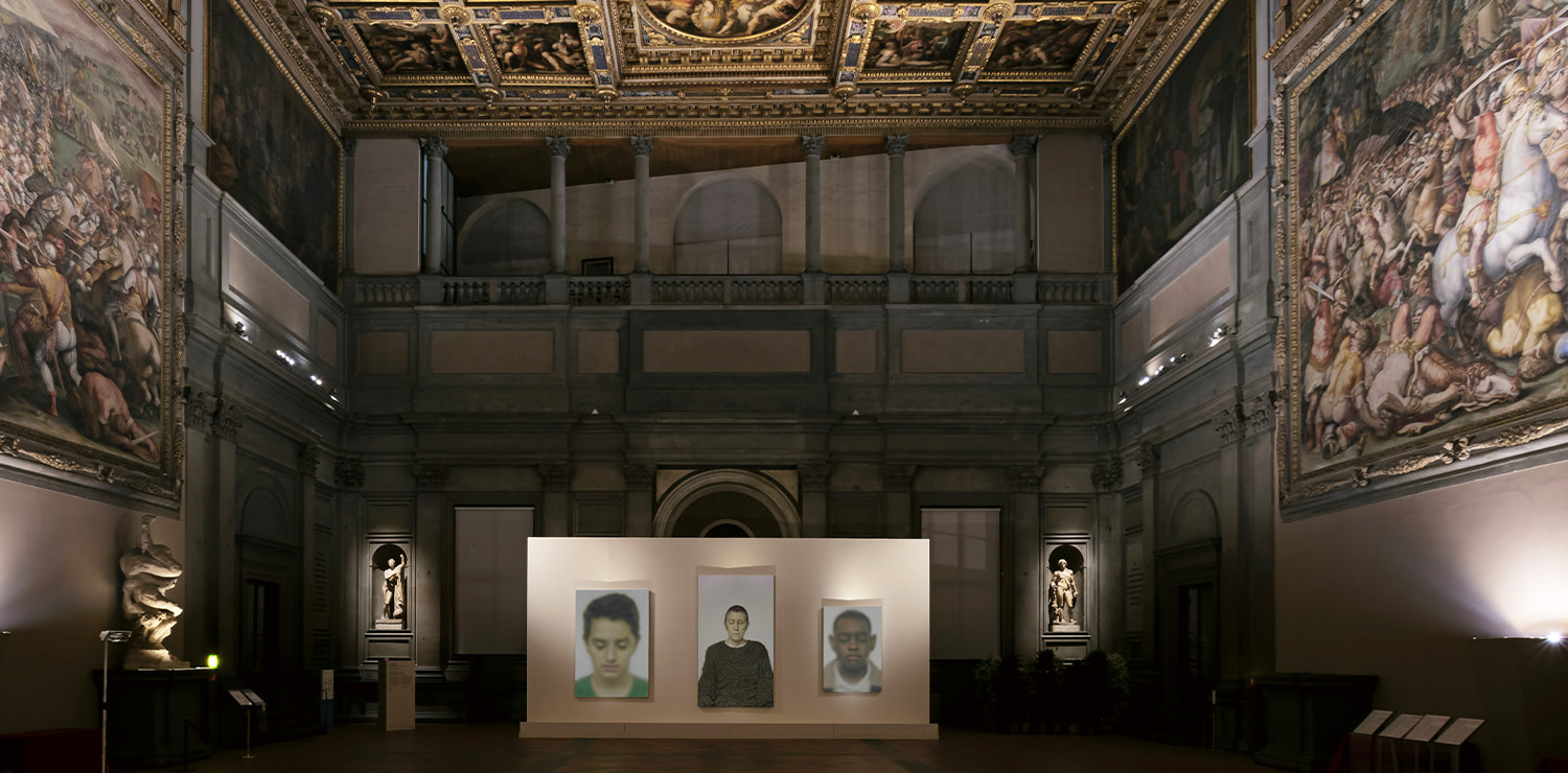 I dipinti di Y.Z. Kami nel Salone dei Cinquecento di Palazzo Vecchio