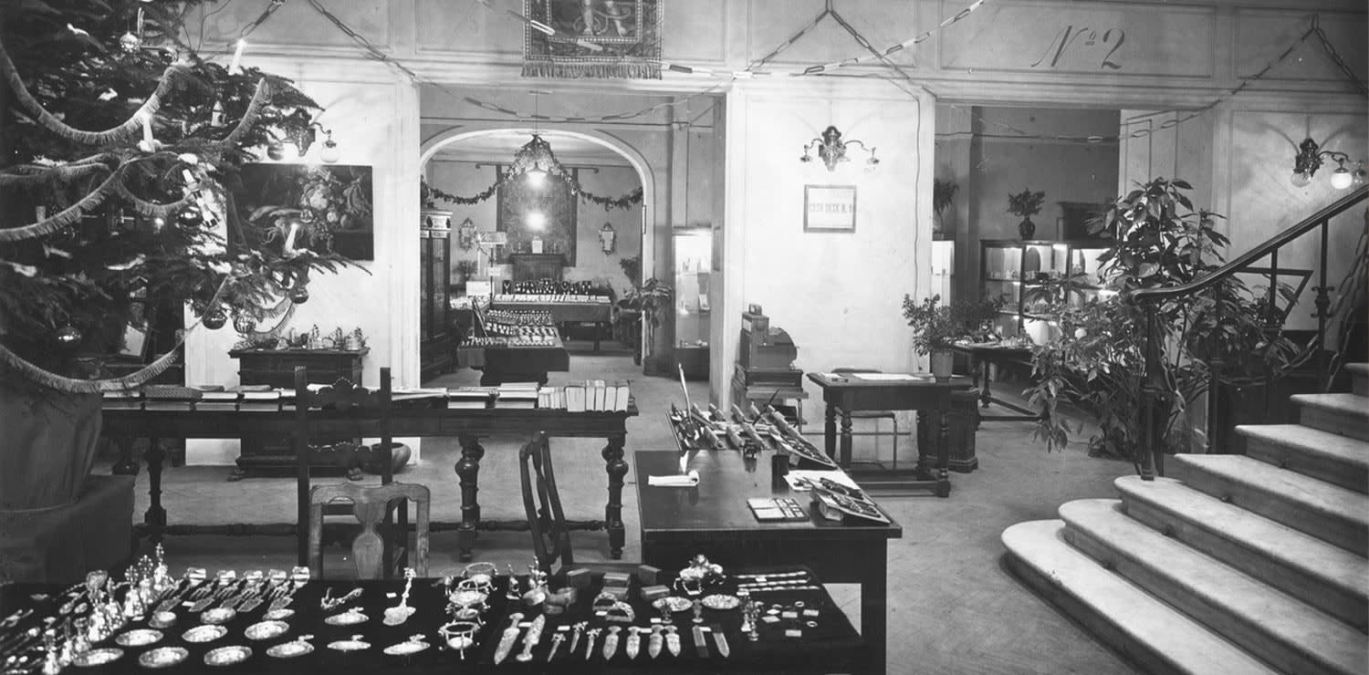 Allied Forces Gift Shop Archivio Giorgini