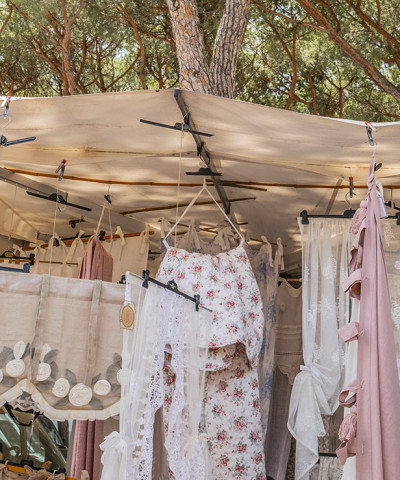 Mercato di Forte dei Marmi (ph. Lorenzo Cotrozzi)