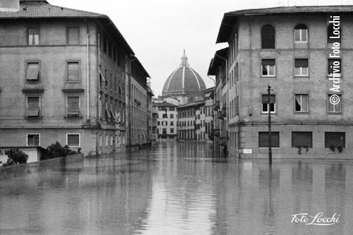 490 shots Archive Photo Locchi in memory of the 1966 flood