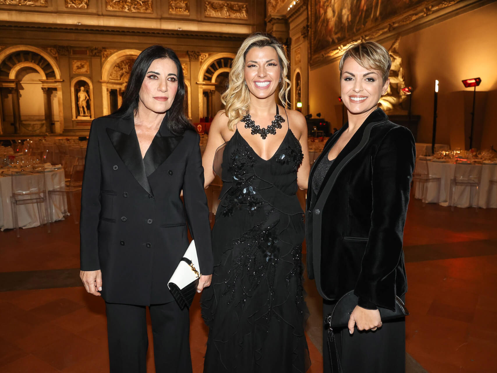 Paola Turci, Claudia Conte, Francesca Pascale. 
